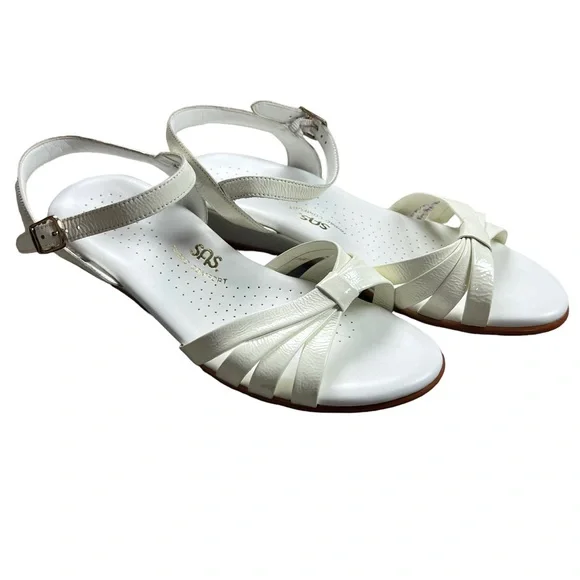 SAS women’s white strappy patent leather Tripad comfort sandals SZ 8.5 WW - Picture 1 of 7